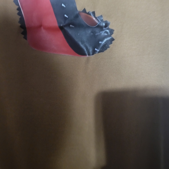 Boutique women high heel t shirt. - Picture 6 of 6